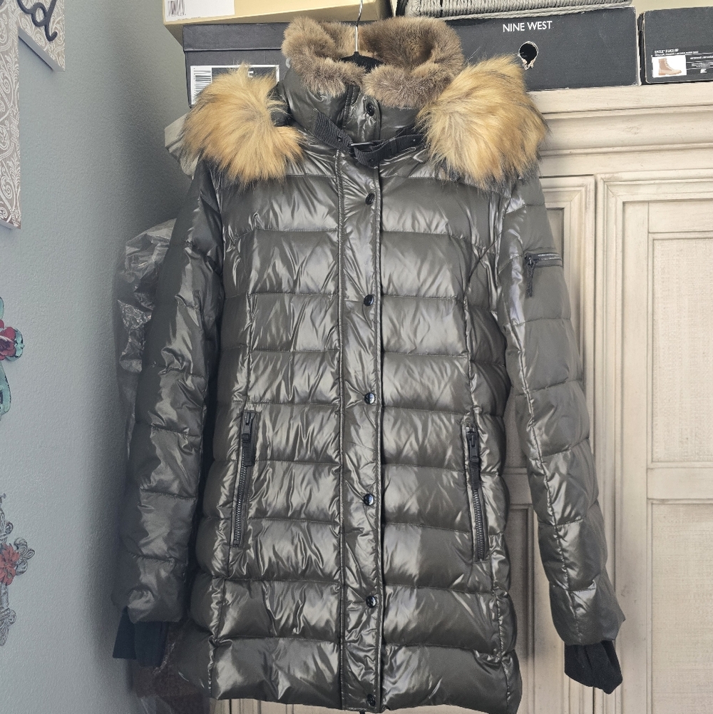 S-13 Duck Down Very Warm.  Like New Only Worn Twice. LG
